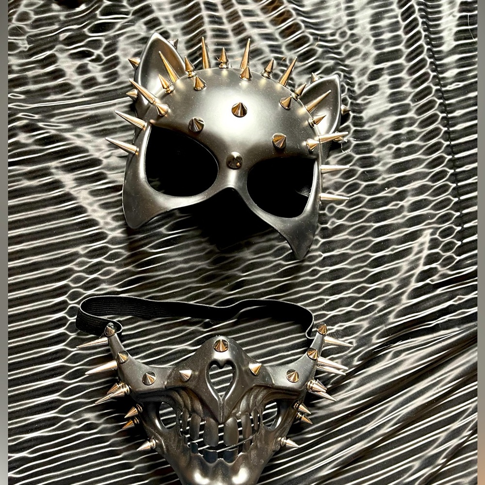 Stud Mask Set